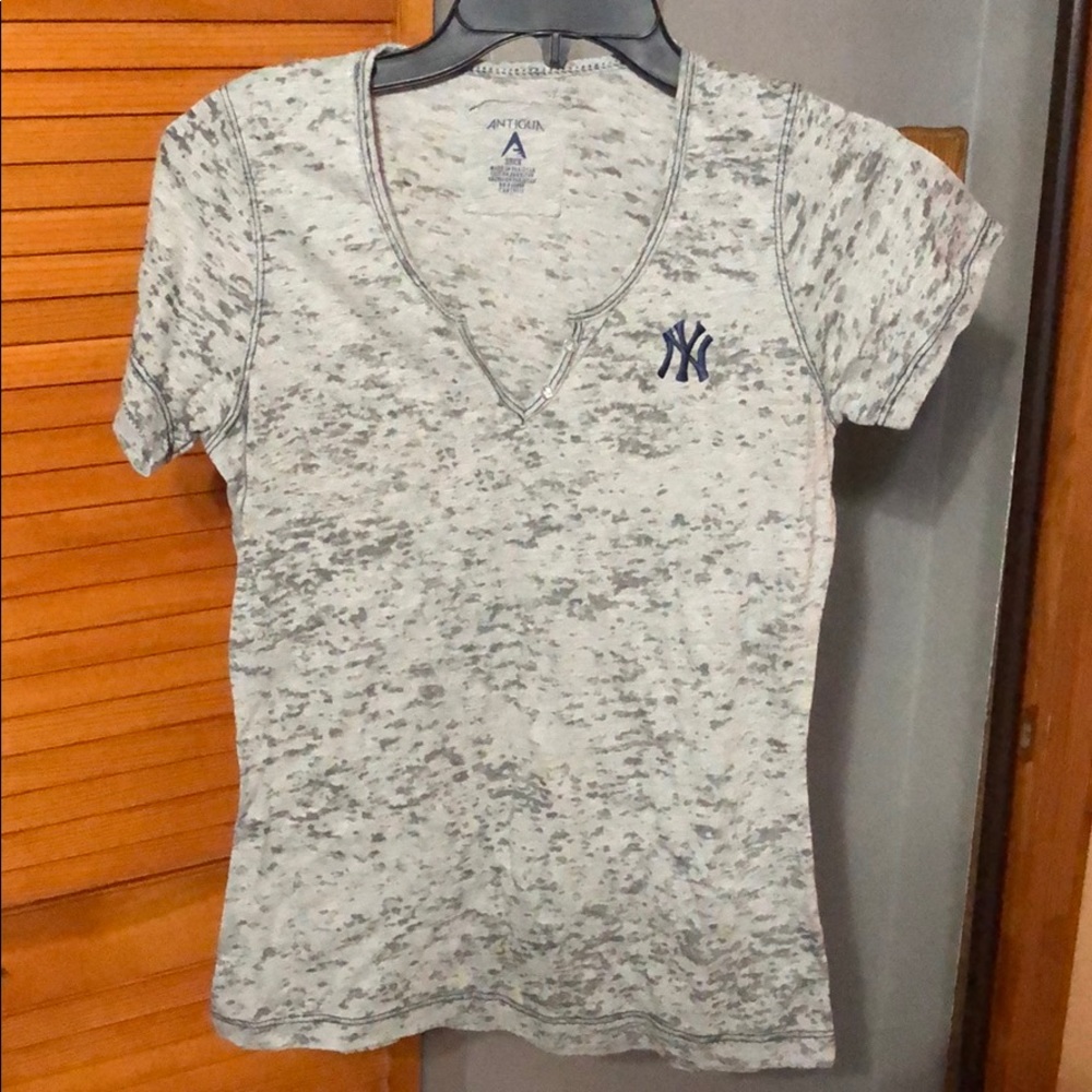 NY Yankees baseball tee
